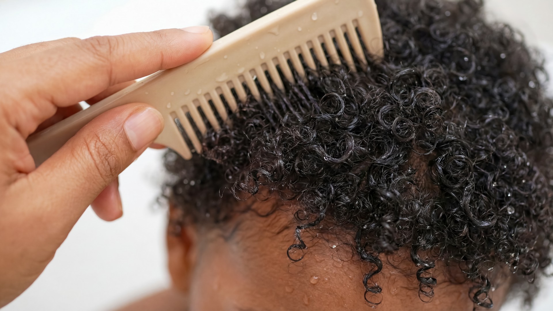 Will a Bathroom Hair Dryer Actually Kill Lice?